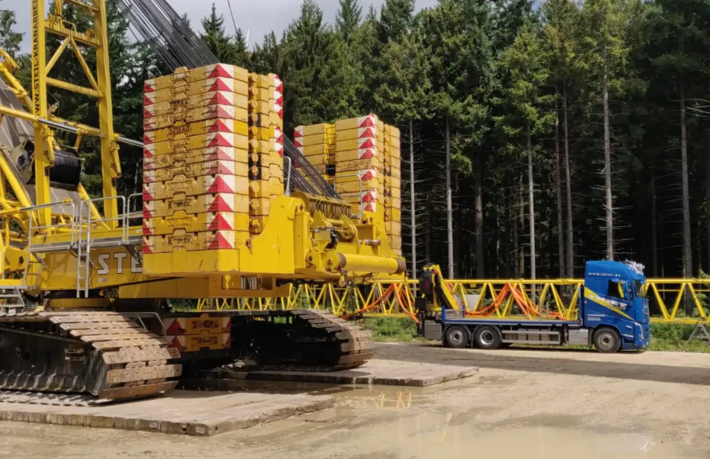 Thiet Stromerzeuger Strom zur miete für baustellen hoch und tiefbau riesiger kran im vorderung für den bau von Windkraftanlagen 2 Thiet Stromerzeuger Strom zur miete für baustellen hoch und tiefbau riesiger kran im vorderung für den bau von Windkraftanlagen 2